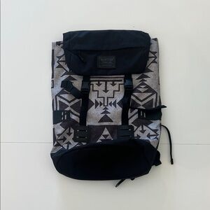 Burton large Tinder Black Durable Backpack